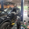 Image 6: Full-Service Oil Change with Full Point Inspection for 1 or 2 Cars