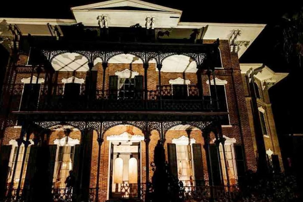 90-Min Guided Galveston Ghost Tours with Flexible and Daily Departures!
