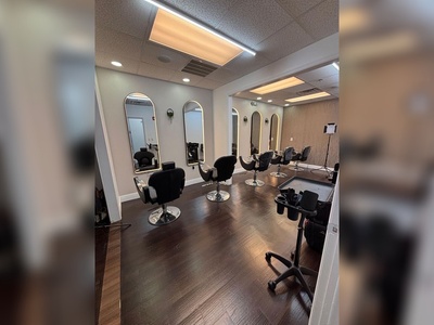 One 45 Minute Chinese Head Spa Treatment (Without Blow Dry) - Straight Hair - AKRO Beauty Studio by La Morocha Makeup