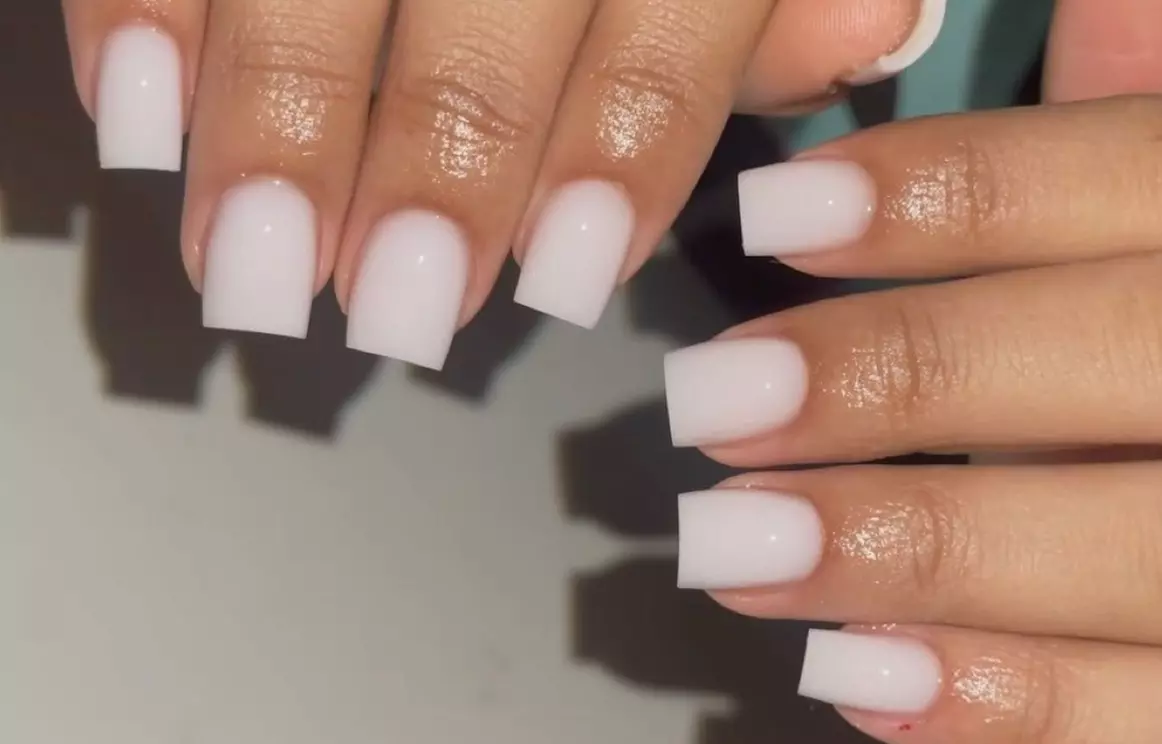 Glam Up with a Full Set Gel Polish or/and Gel Pedicure