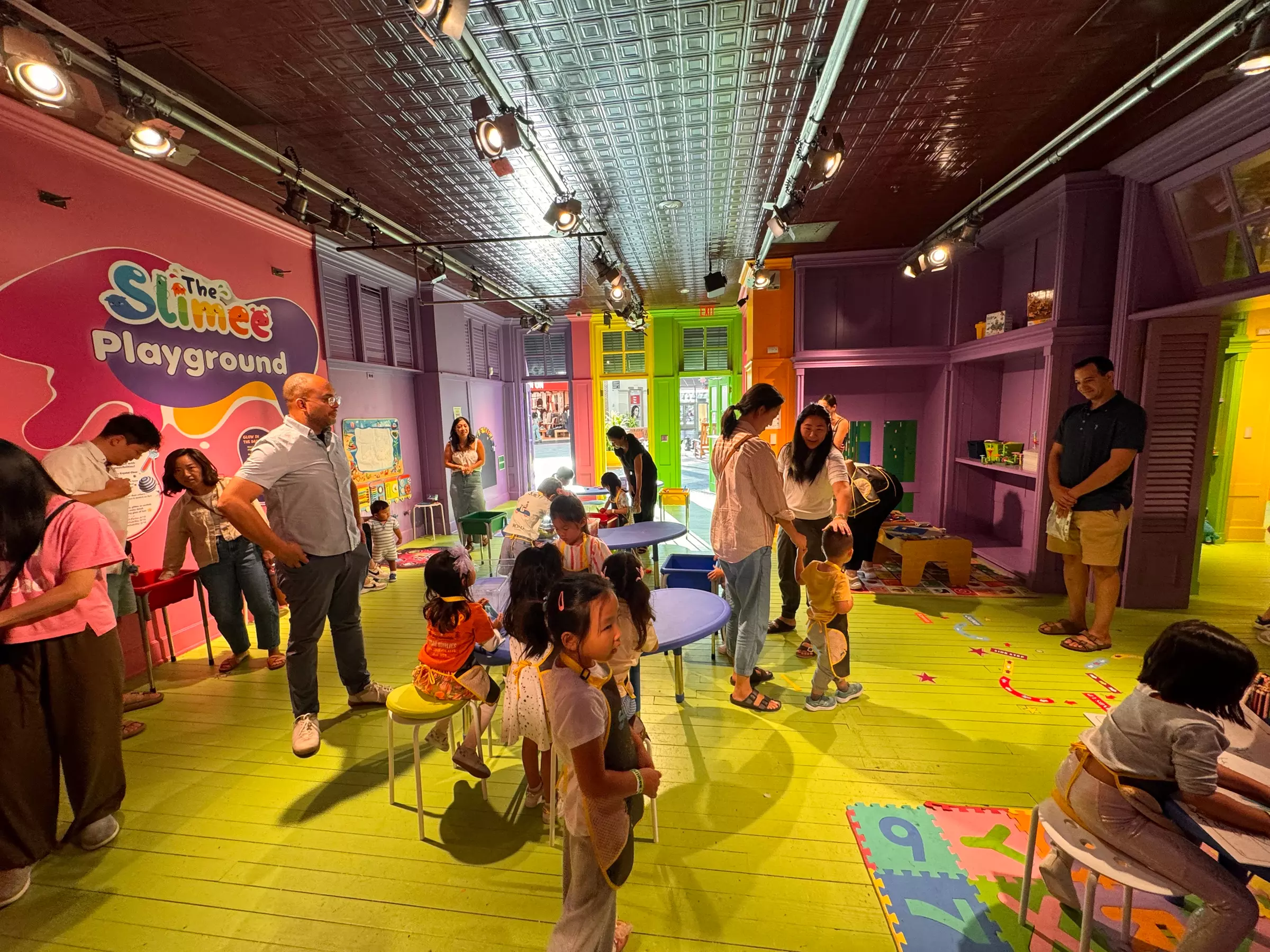 STEM-Inspired DIY Slime Workshops Perfect for Parents and Kids