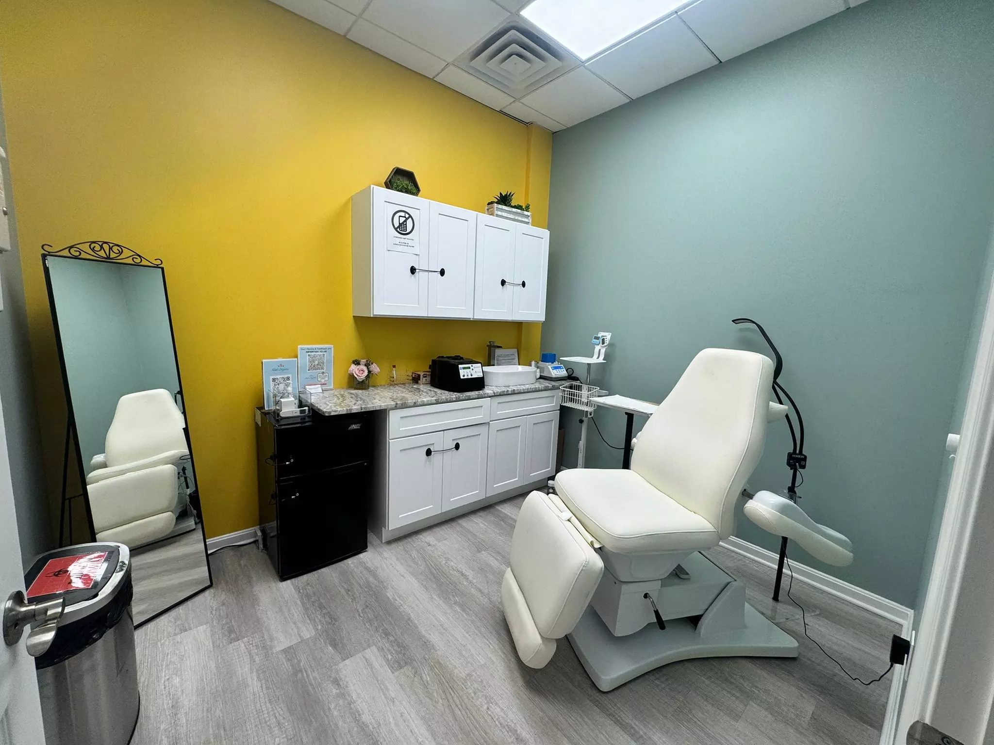 1, or 2 Syringes of Juvéderm Ultra, or Ultra Plus XC at Sha's Organic Skin Care & Medspa