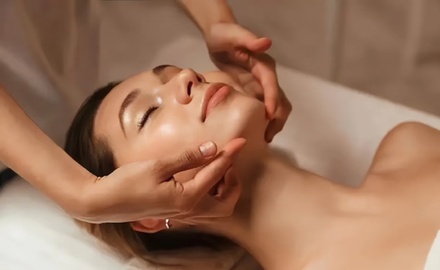 Eyebrows & Upper Lip Waxing (free point massage) - Gb Beauty Place