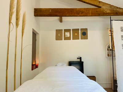 Massage liftant du visage Kobido 45 minutes à l’huile anti-âge n*1 de pépin de figue de barbarie - Bien Etre Femme