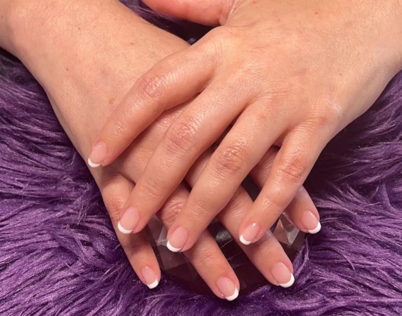 Get the Full Works with a Deluxe Mani-Pedi Services! 