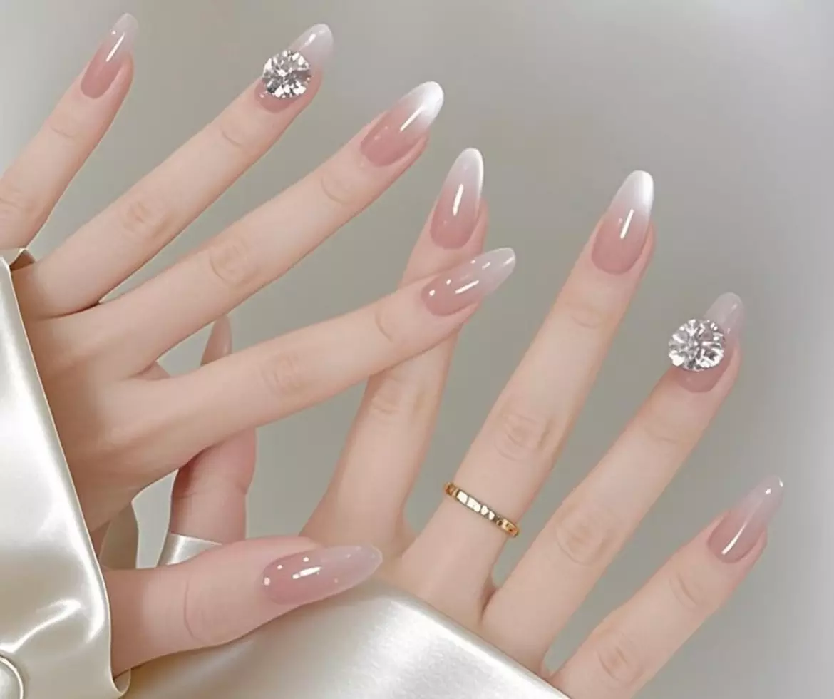 Get Stunning Nails with Cat Eye or Mirror Chrome Gel Manicure or Pedicure at Ms Young (Up to 50% Off)
