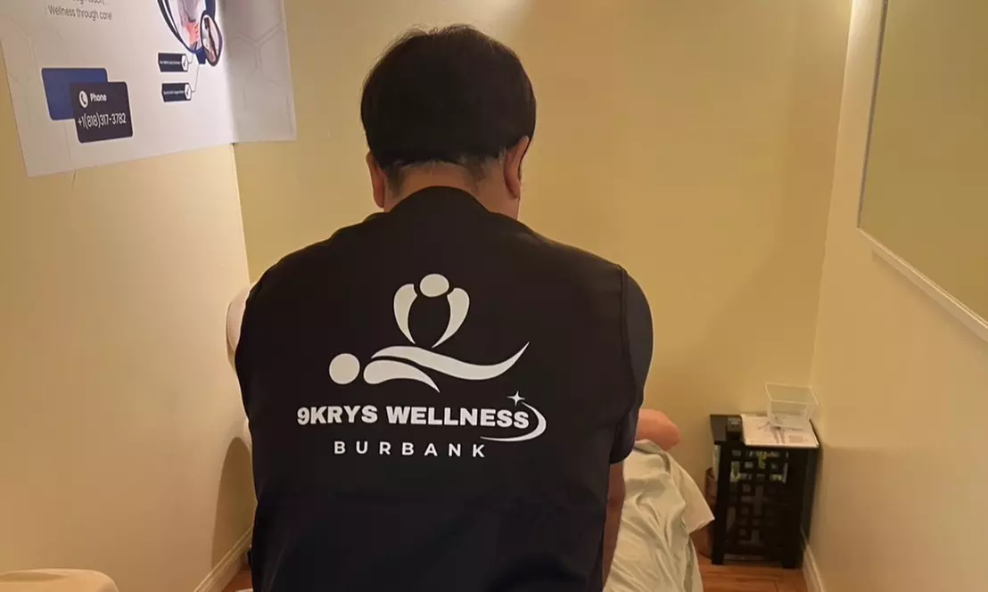 Choose from 1, 3, or 5 Deep Tissue Massage Sessions