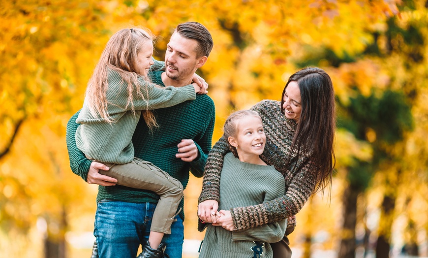 Image 5: Capture Memories with 60 or 90 Minute Outdoor Photography Session