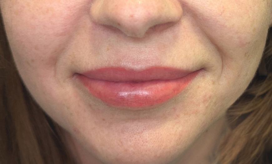 Image 4: Perfekcyjne usta, naturalne piękno: makijaż permamenty ust 