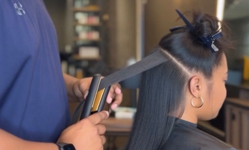 Image 2: Haircut, Conditioning, Blow-Dry & Style w/ Optional Highlight or Color