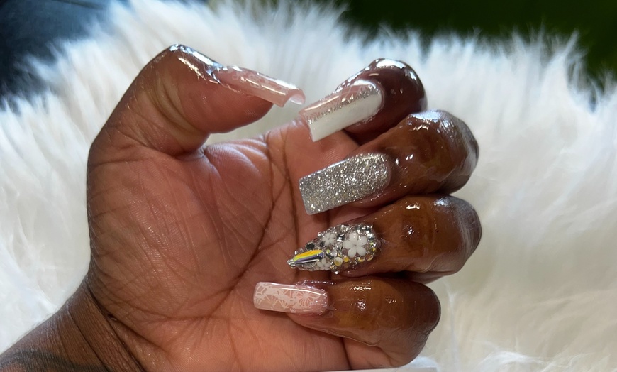 Image 3: Glamorous Acrylic Full Set w/t Nail Art, Jelly Soak Pedicure, & More