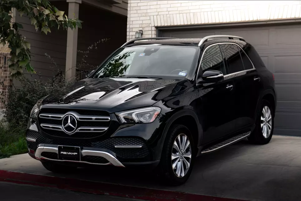 Interior or/and Exterior Detailing on Small, Medium, or Large Vehicles