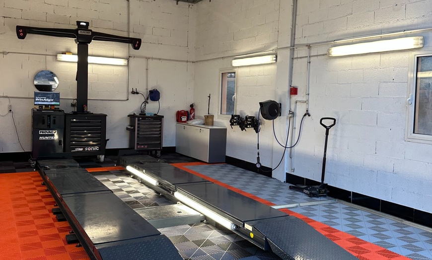 Image 2: Contrôle & réglage du parallélisme avant ou arrière et rapport imprimé