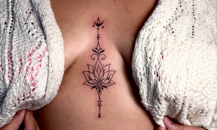 Image 3: Custom Fine Line & Minimalist Tattoos with Expert Line Work