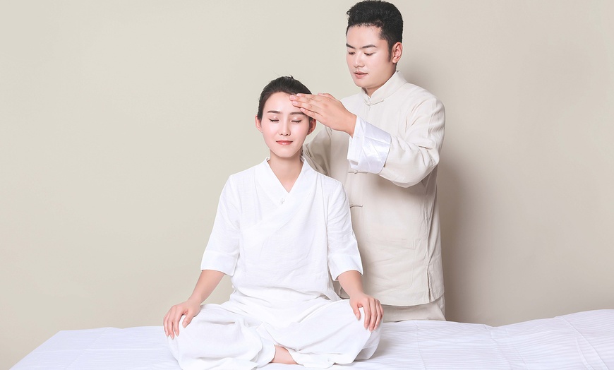 Image 3: 60 / 90 Min Swedish or Deep Tissue Massage for 1 or for Couples 
