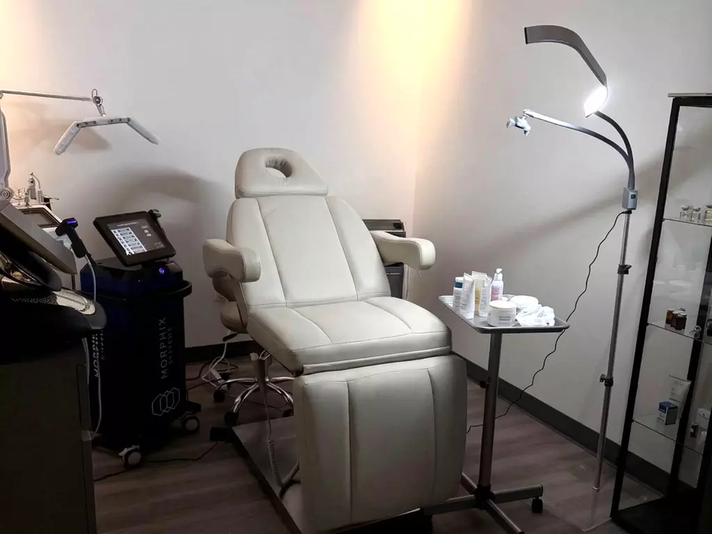 1, 2 or 3 55-Min Morpheus8 Sessions with Optional HIFU for Face & Neck