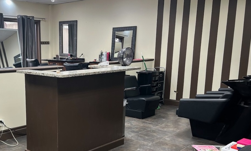 Image 2: Get Haircut, Condition, Blowdry, Highlights, & Balayage