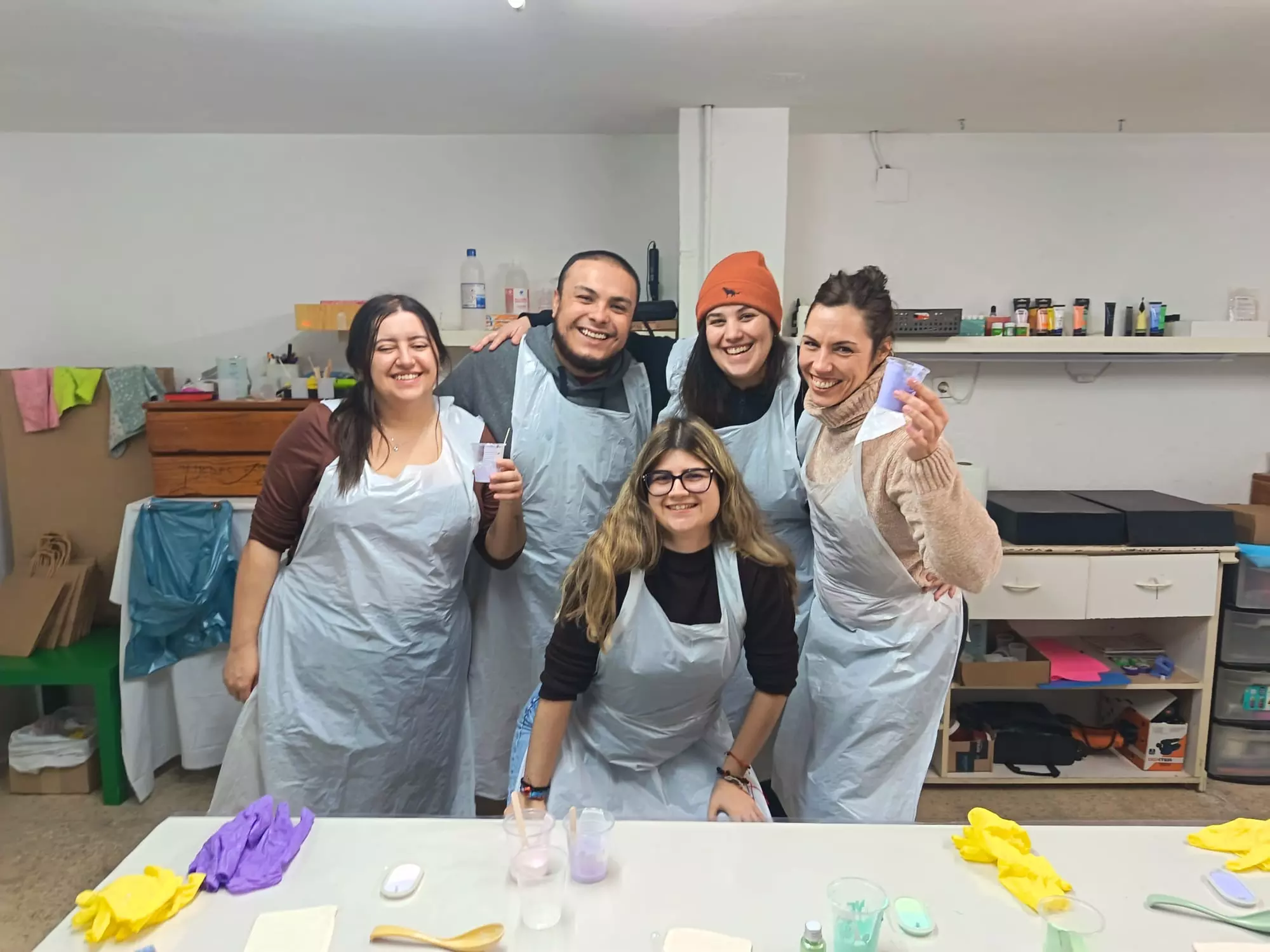 Taller de resina acrílica de 2 horas para 1, 2, 4, 6 o 10 personas