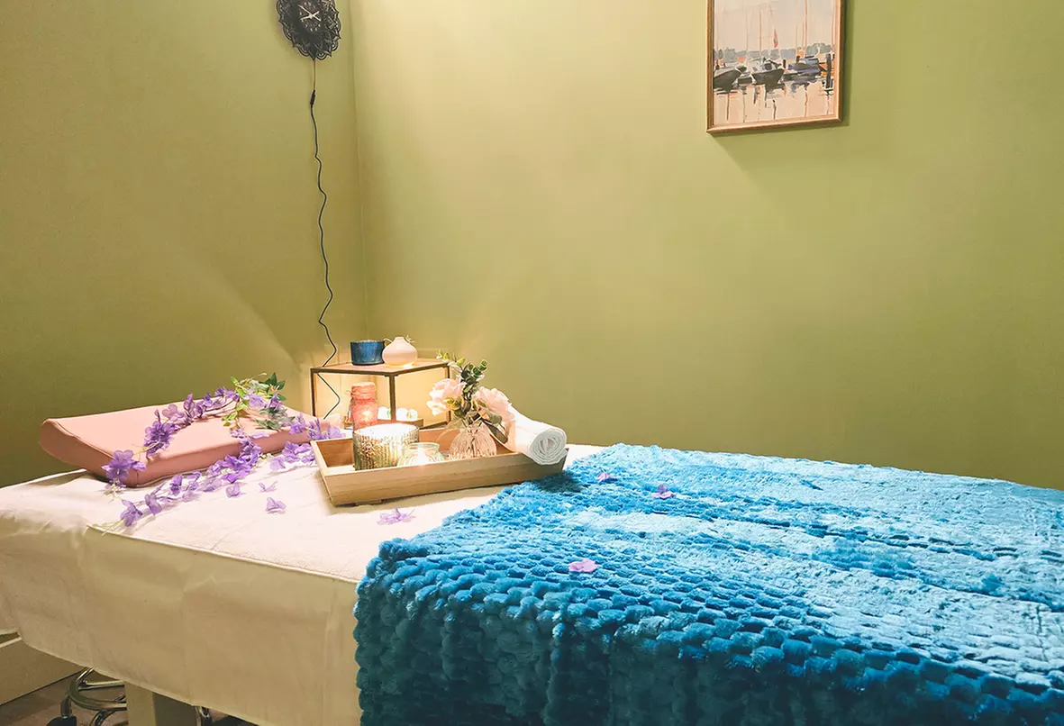Up to 45% Off on Aroma Oil Massage at Aroma Spa