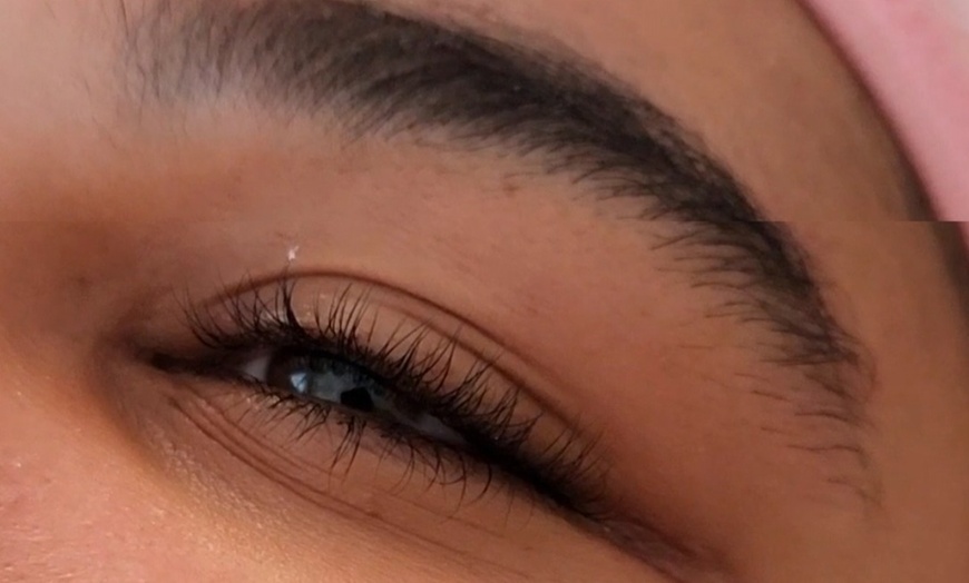 Image 3: Enhance Your Look: One Eyelash Lift Treatment with Optional Tinting