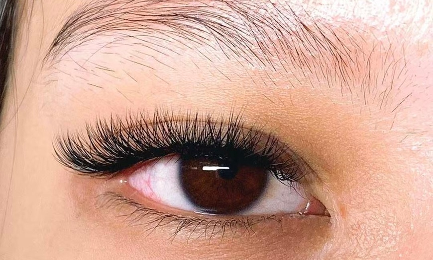 Image 4: Up to 37% Off on Eyelash Extensions at summer nail spa &lash