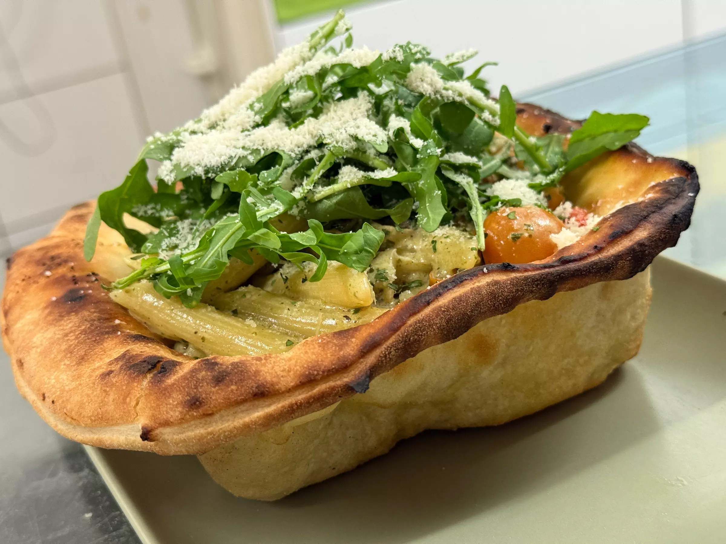 Pizza oder Pasta nach Wahl inkl. kleinen Beilagensalat für 1-4 Pers.