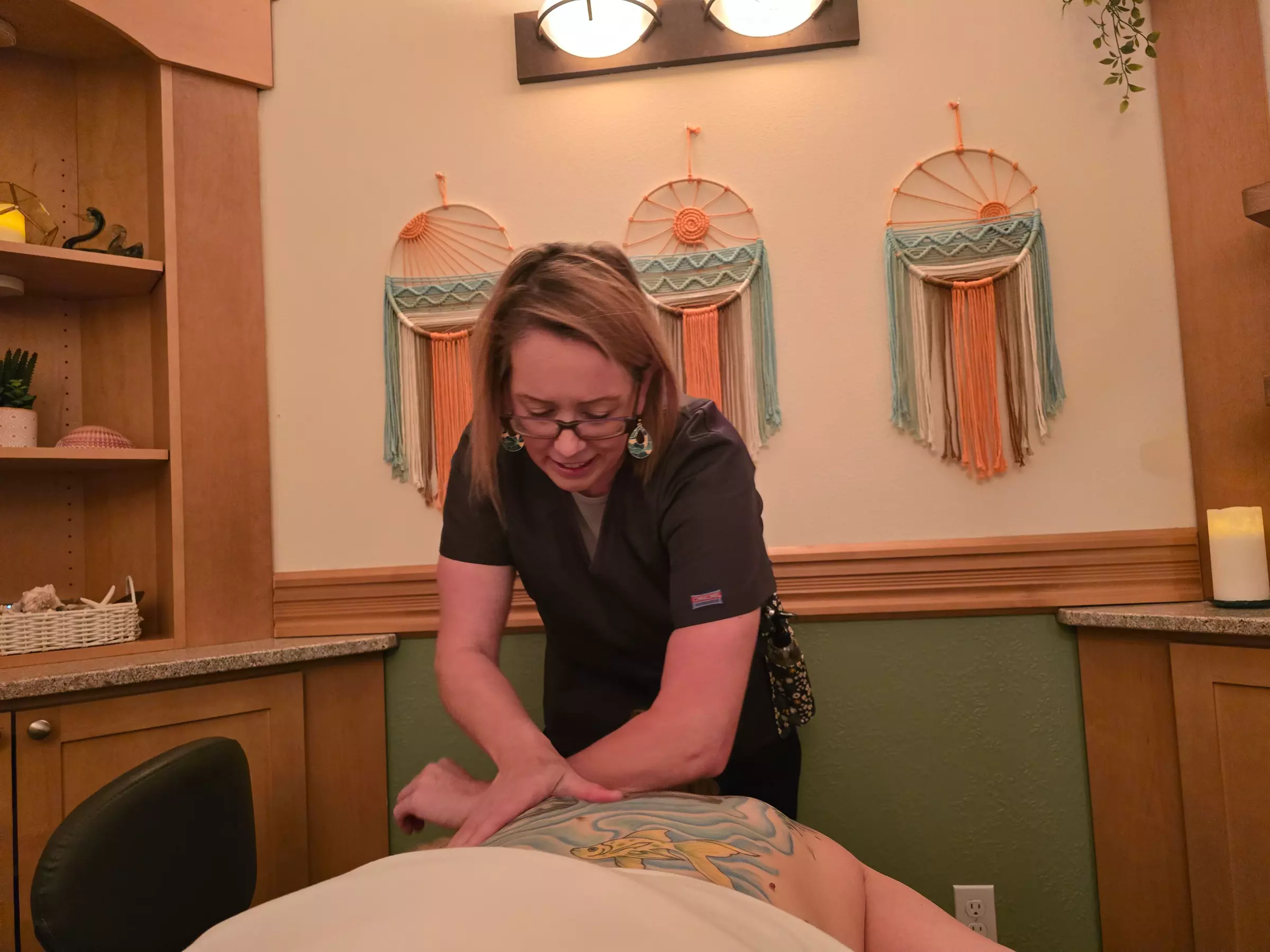 Relax with 60, 90, or 120 Minutes Relaxation Massage