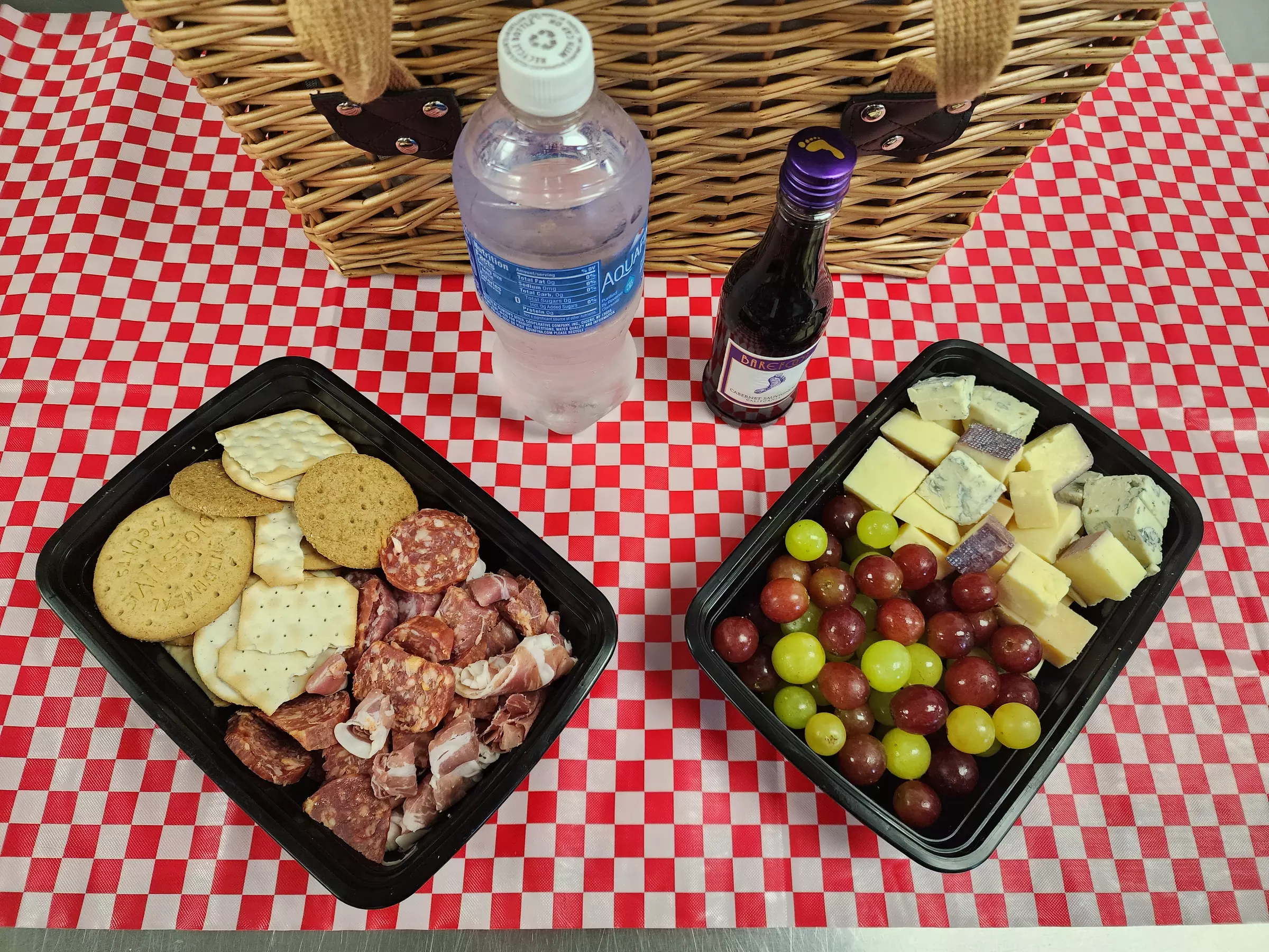 1 Child or Adult Scenic Picnic & Scenic Chairlift Ride w/ Lunch & More