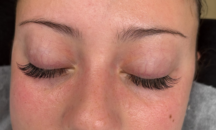 Image 3: Up to 61% Off on Eyelash Extensions at Lash Court Inc.