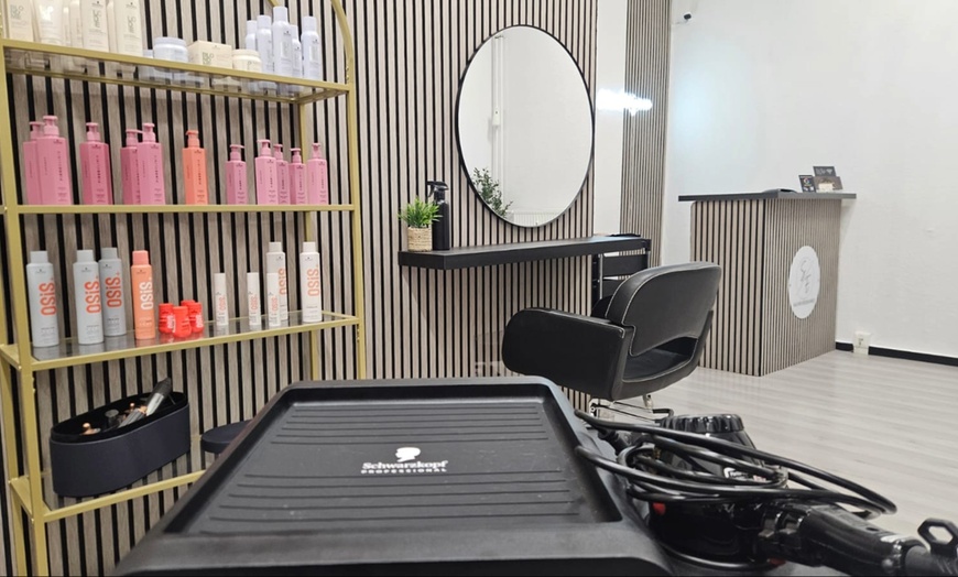Image 6: Bis zu 60% Rabatt auf den Haarschnitt – Damen bei Salon d'Élégance