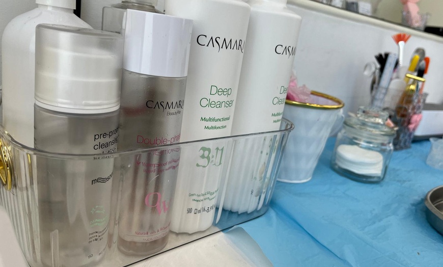 Image 3: Hasta 72% de dto. en Tratamiento facial en Piel de Seda