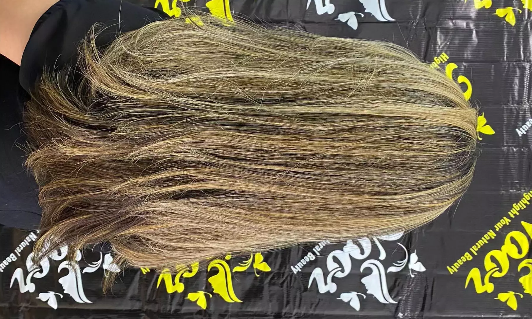 Revamp Your Look with Single, Partial or Full Highlights Color & Style