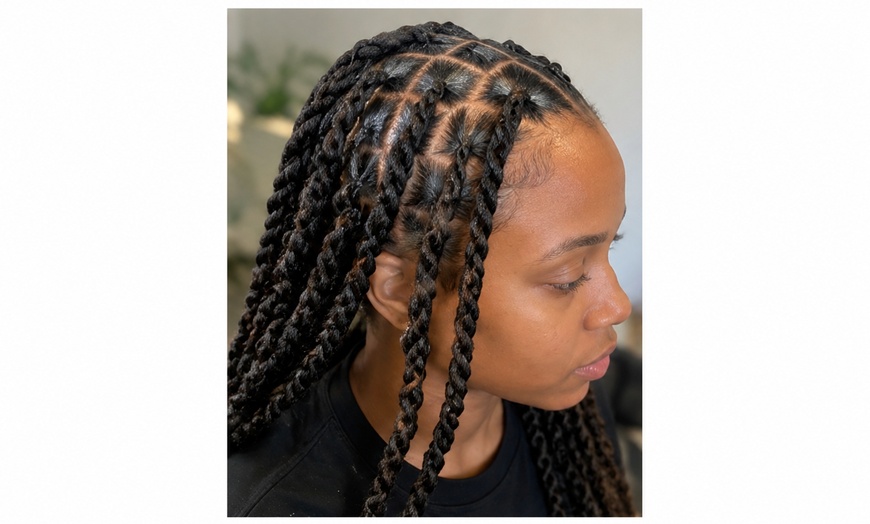 Image 2: Up to 35% Off on Salon - Hair Locking/Dreadlocks at T.W. Beauty Atelier