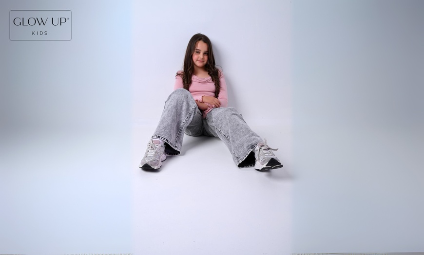 Image 2: Experience a  Runway Photoshoot Experience with Mini Makeover