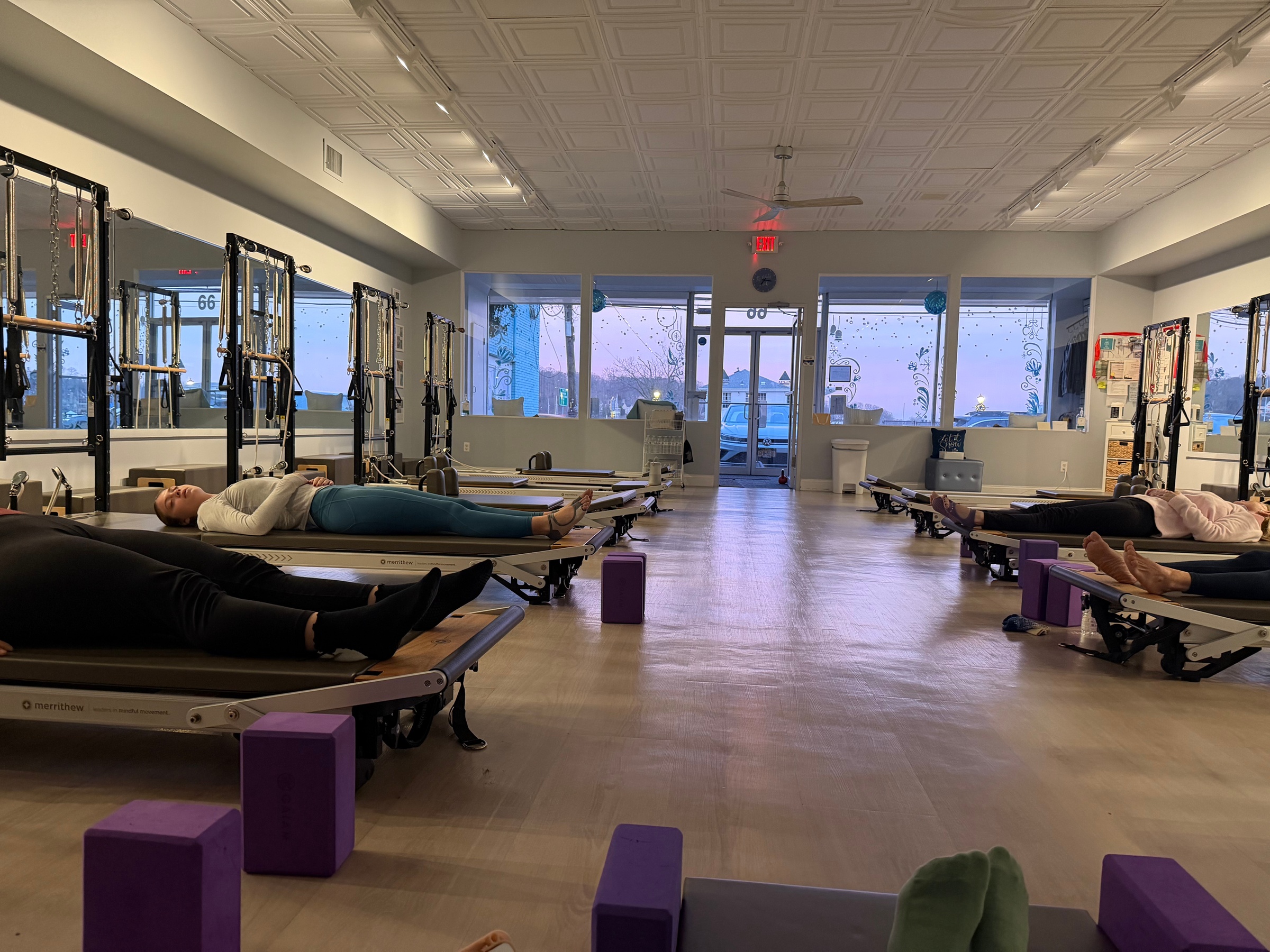 Sunrise Vinyasa Yoga – Build Strength & Flexibility