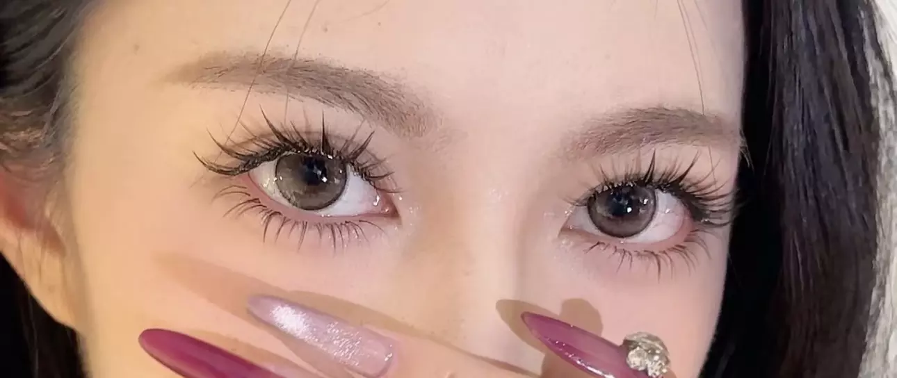 Lash Perfection: Classic, Volume & Custom Eyelash Extensions