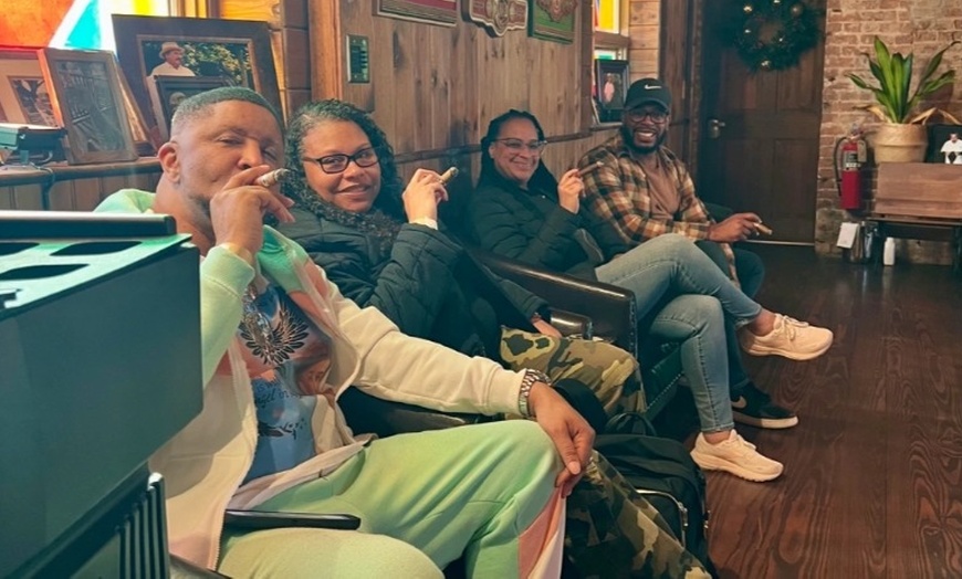 Image 7: Guided Tour w/ Tampa Minibus Tours | Explore Culture & History