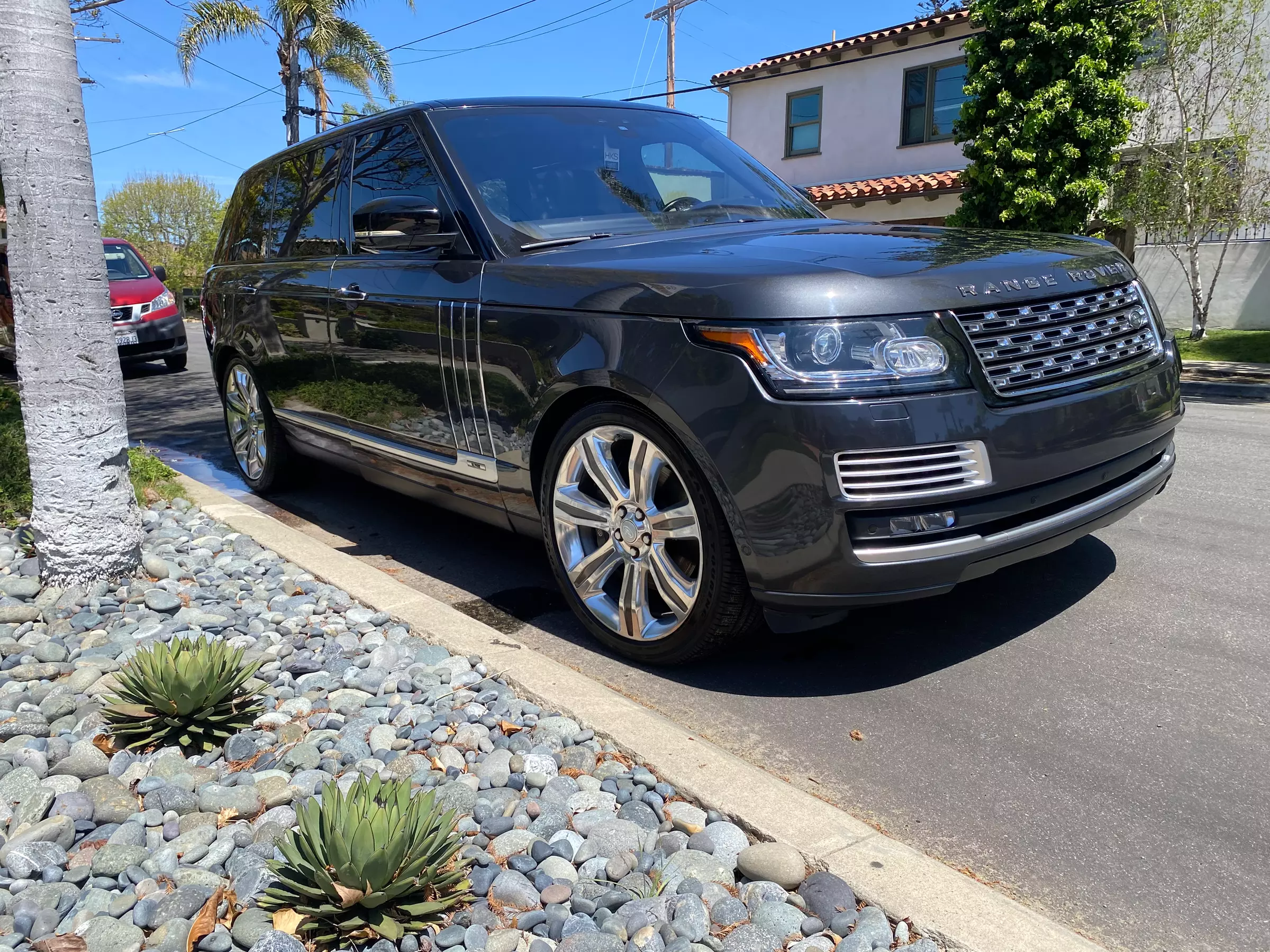 Middlebrooks Auto Detailing's mobile service for cars, SUVs & trucks with up to 10% off