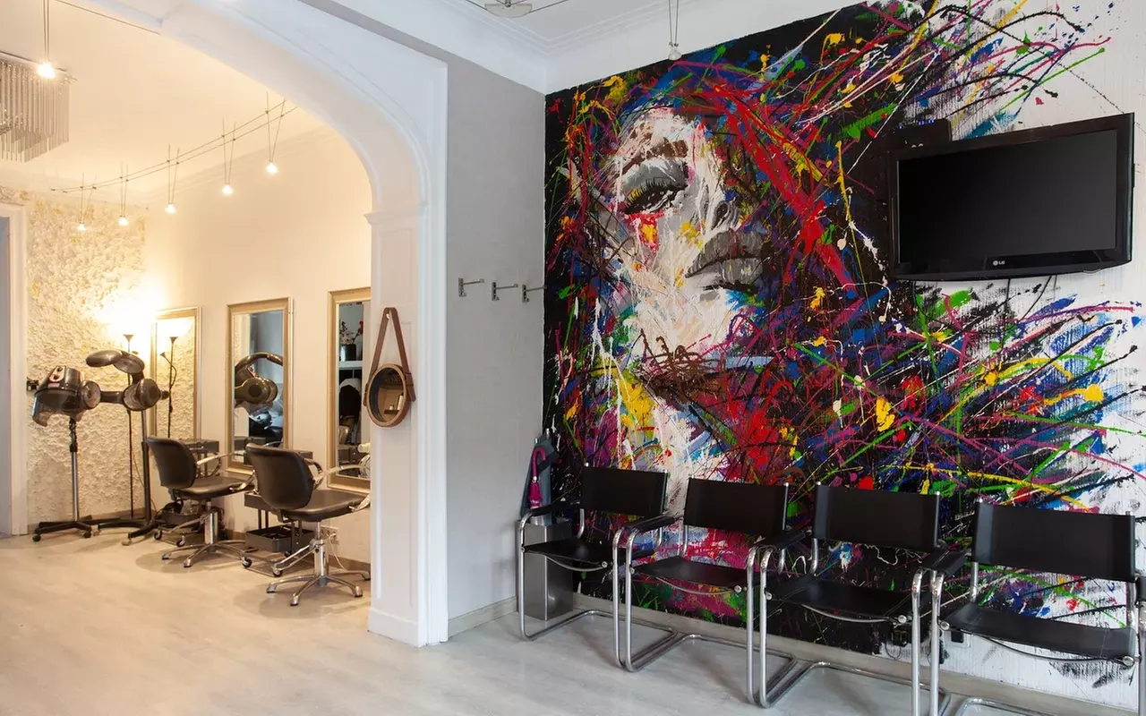 Lissage brésilien pour toute longueur pour 1 personne à partir de 69,99€ chez Wall Coiffure