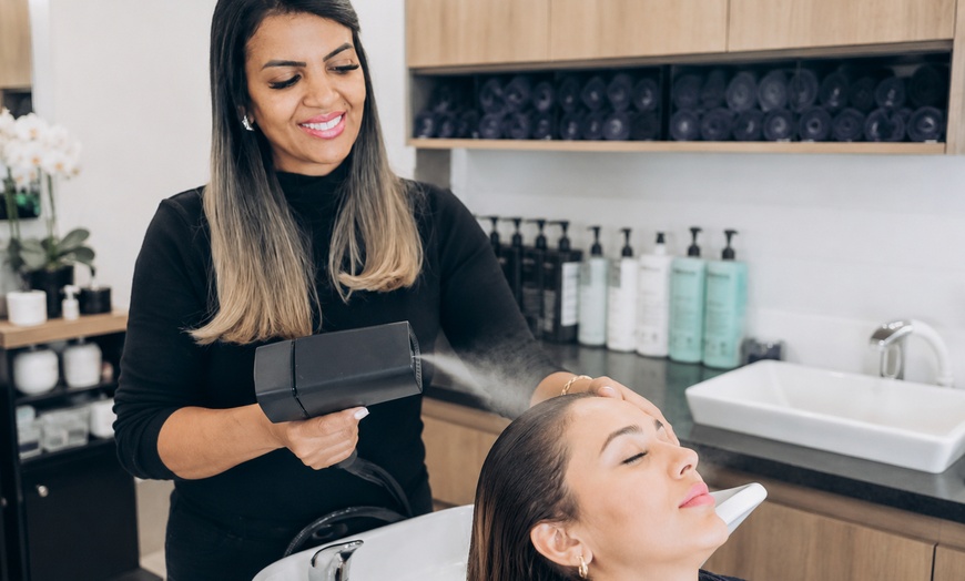 Image 7: Up to 54% Off on Salon - Hair Conditioning at Ipanema Beauty Bar