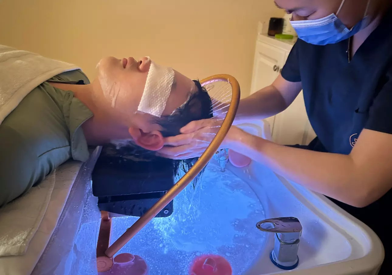 60 Min Singature Head Spa for 1 or 2 w/Massage