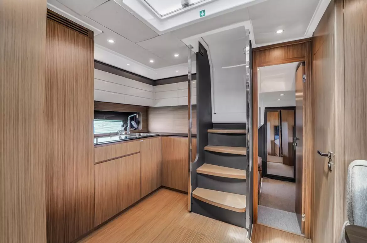 3 or 4 Hr Lux 47' Azimut Yacht: Sandbar, Swim, & More Ft. Lauderdale