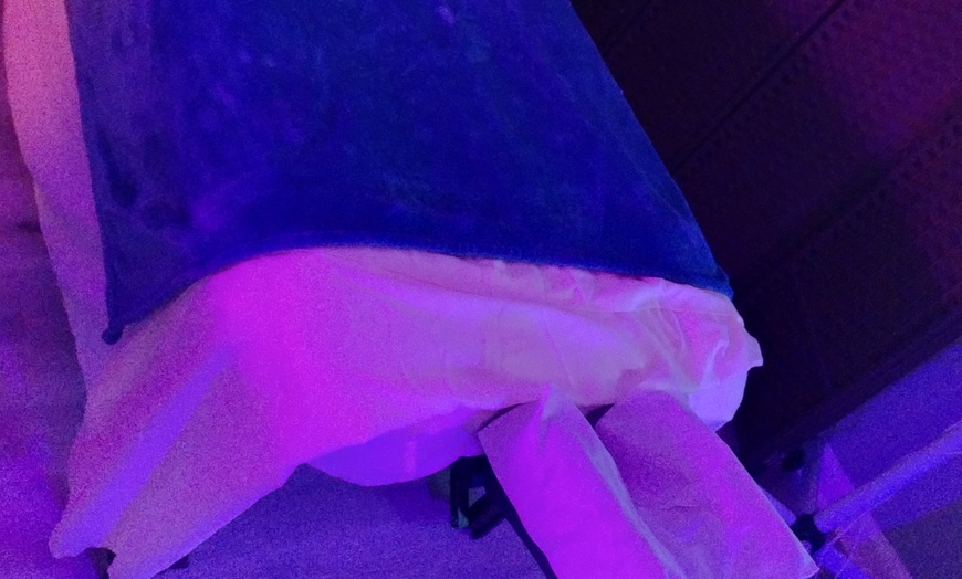 Image 2: Deep Relaxation with Swedish Massage for Muscle Tension & Circulation