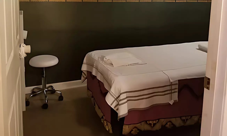 Image 2: 1 90-Min or 2 or Couples 60-Min Deep Tissue Massage w/ Optional Add-On