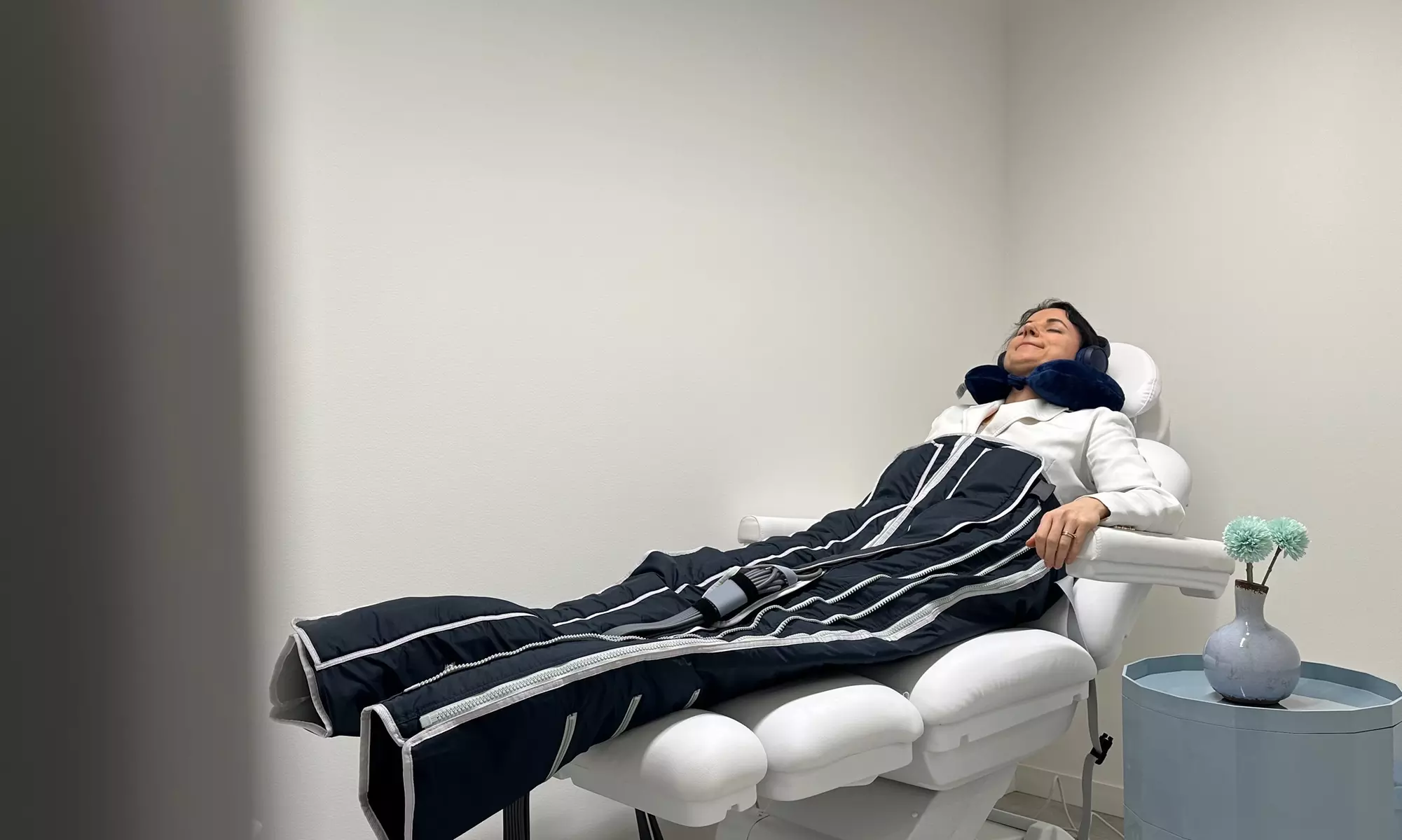 Bis zu 3x Lymph-Massage inkl. Anzug, Einweisung & Willkommensgetränk