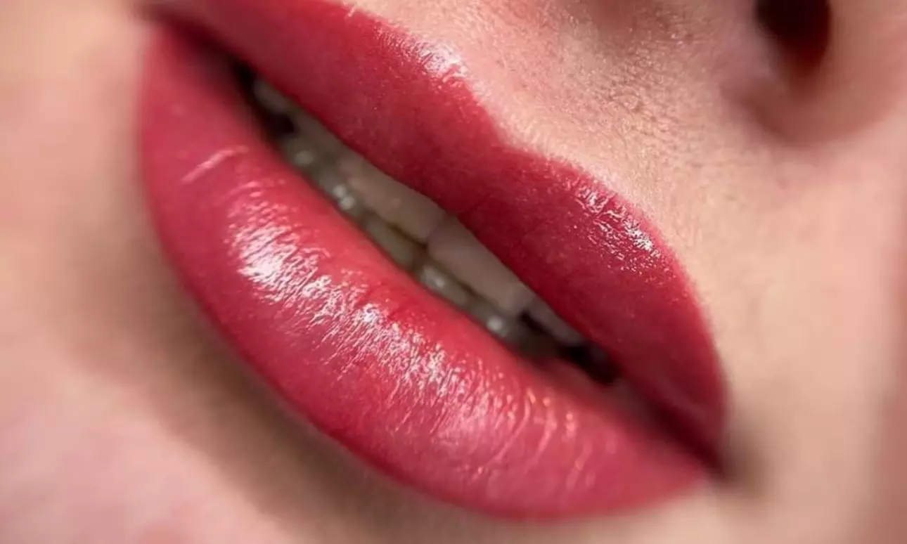 Groupony zniżkowe na makijaż permanentny