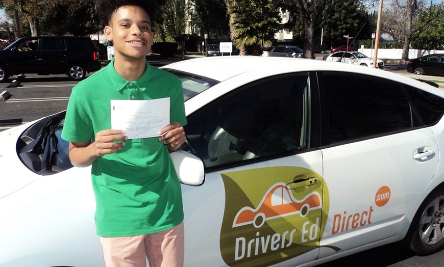 Image 5: Get Started with Driving: 2-Hour Lesson and Online Course