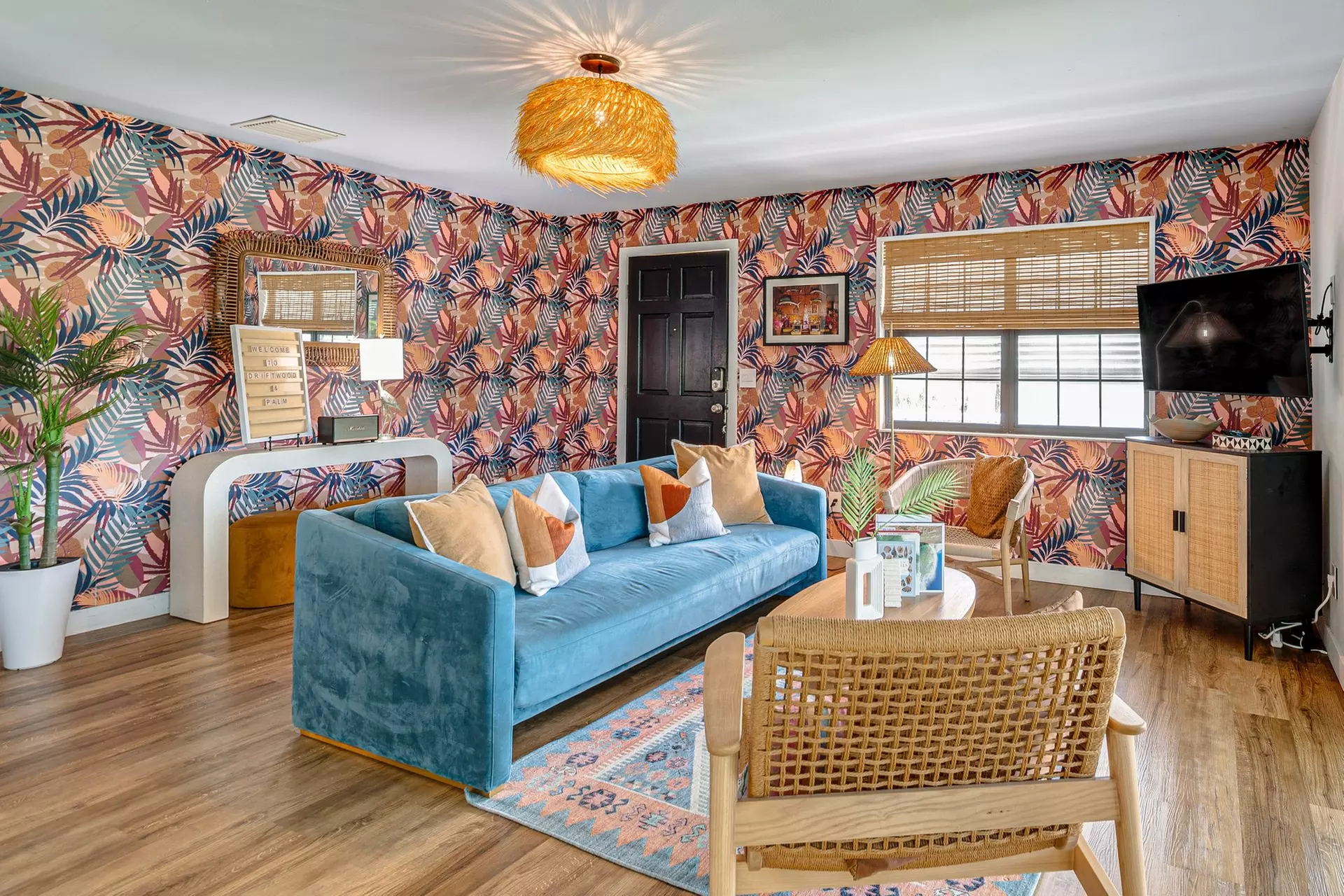 Refresh Your Home With a Holiday Design Discovery Session