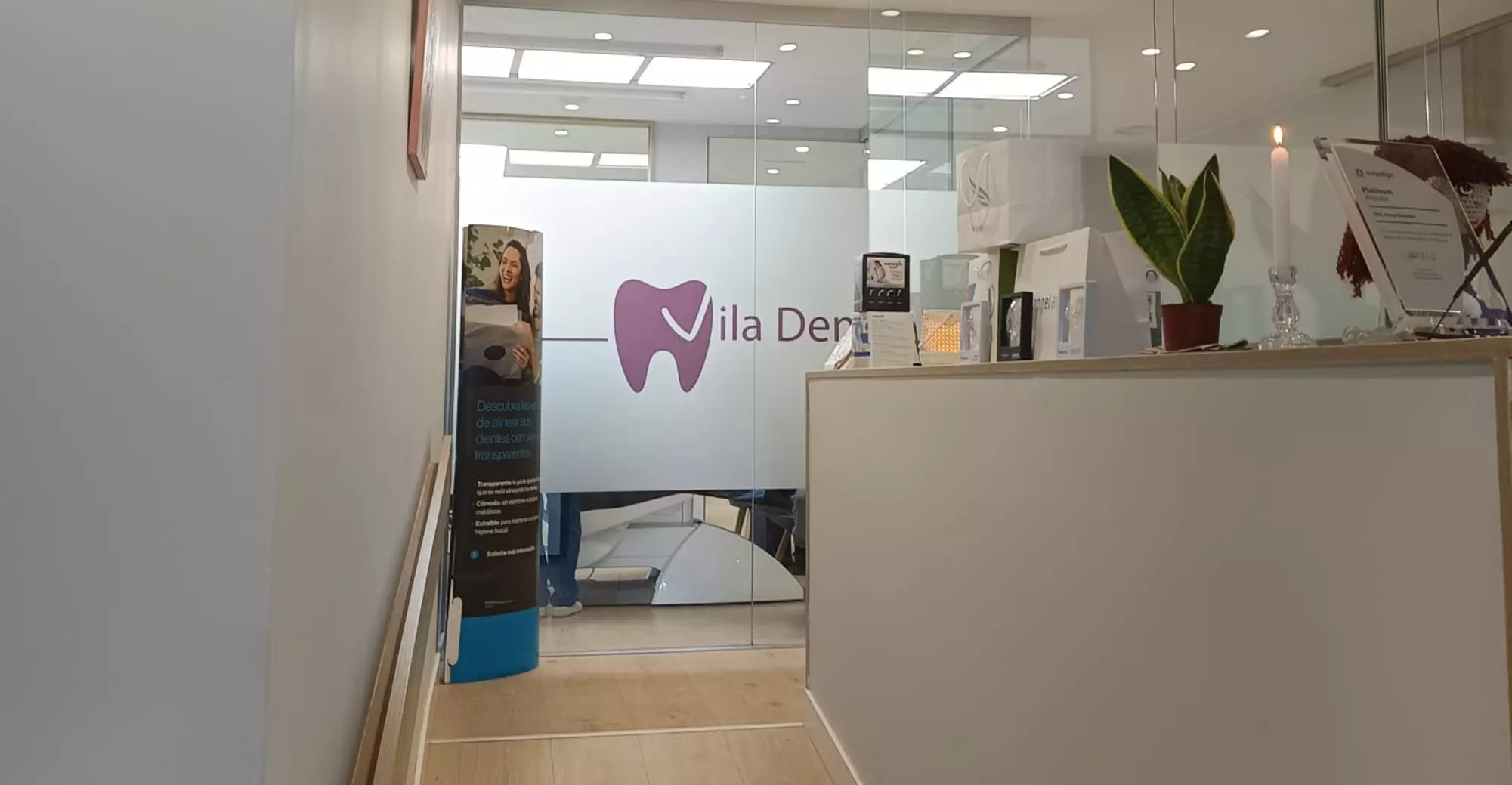 Limpieza dental y revisión con opción a TAC dental en clínica familiar