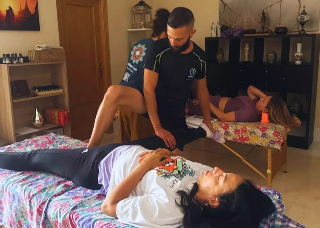 Masaje de 60 o 90 min.: deportivo, thai, tejido profundo o acupuntura